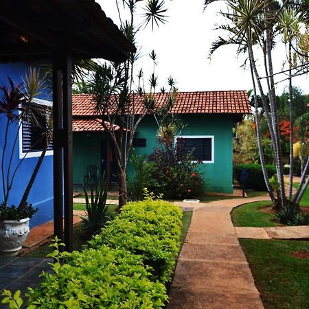 Rosa Spa E Pousada Aparecida de Goiania Luaran gambar