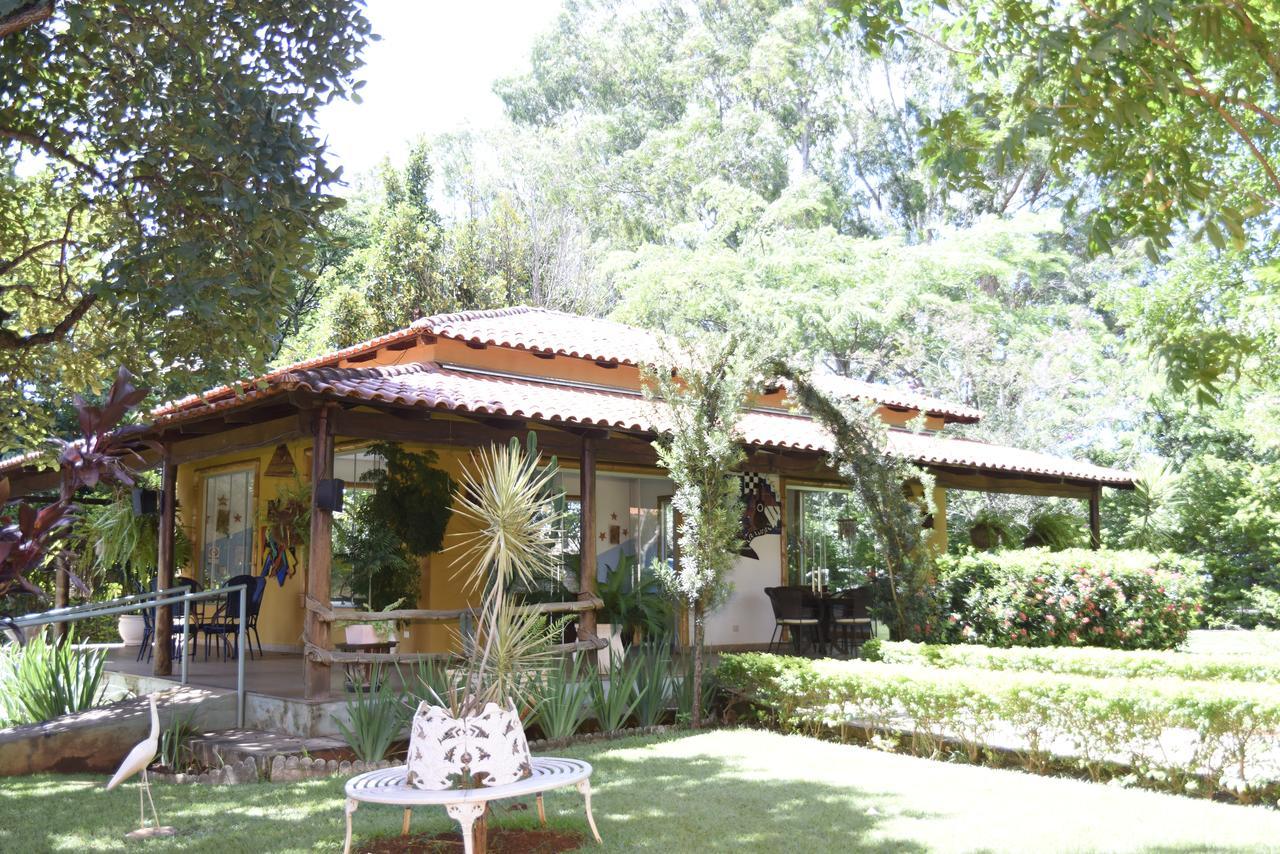 Rosa Spa E Pousada Aparecida de Goiania Luaran gambar