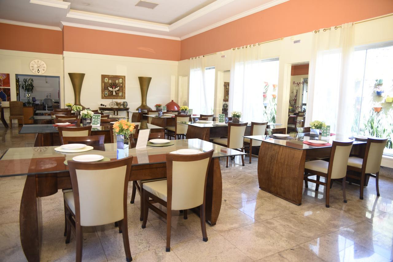 Rosa Spa E Pousada Aparecida de Goiania Luaran gambar