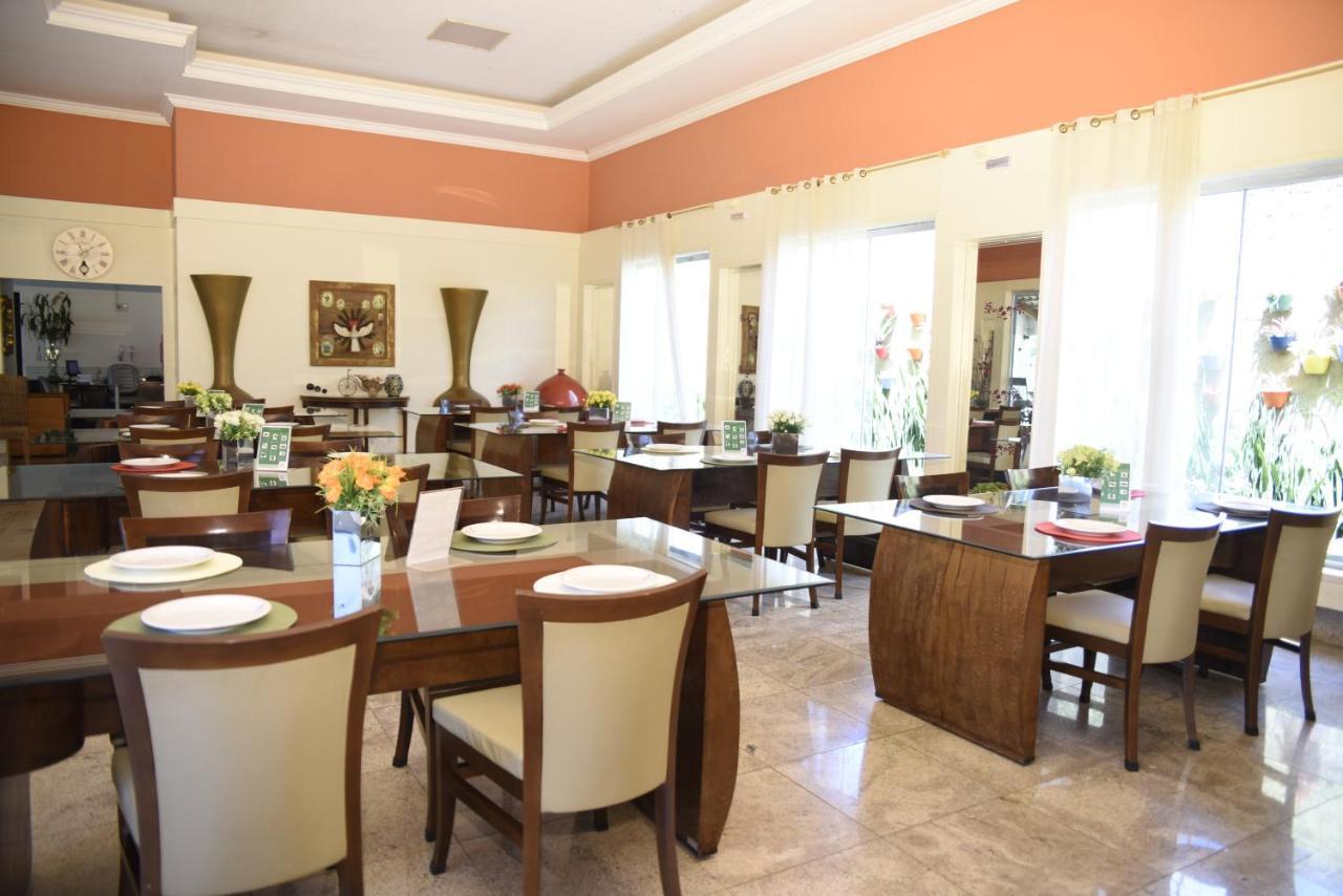 Rosa Spa E Pousada Aparecida de Goiania Luaran gambar
